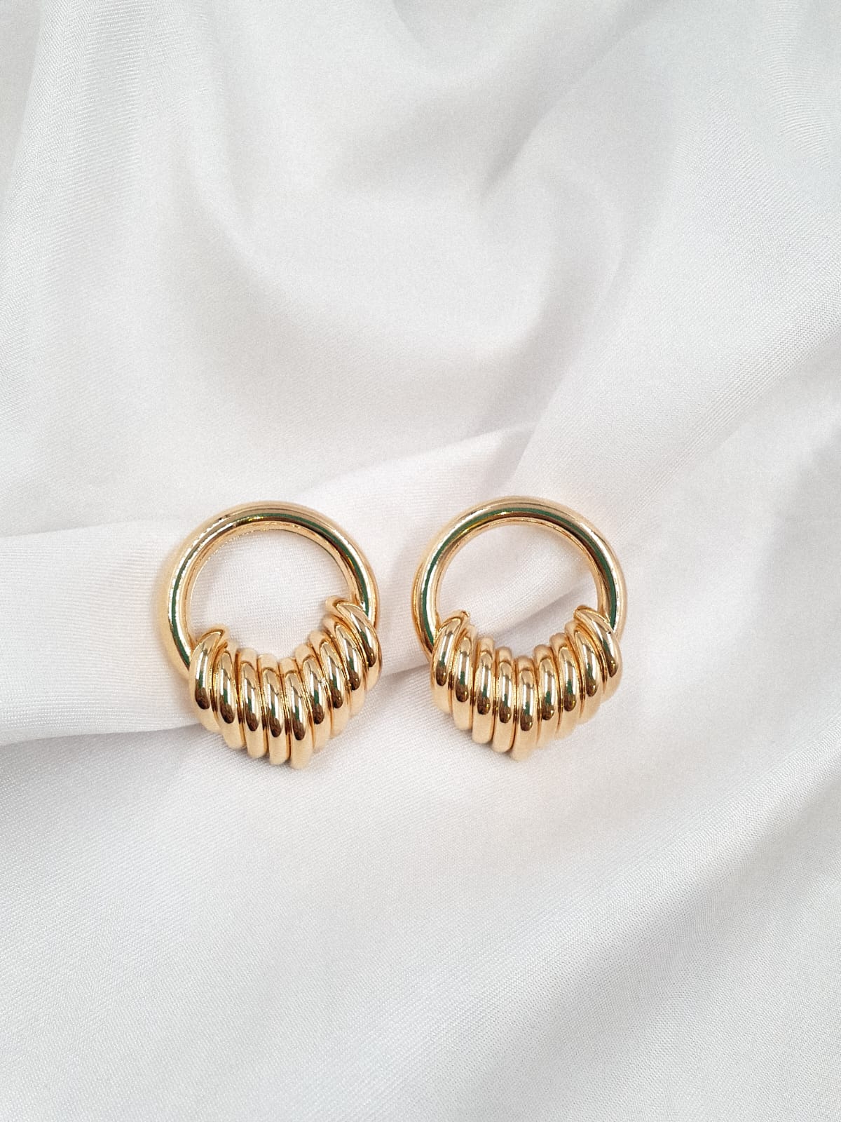 WhatsApp Image 2024-04-13 at 10.48.29(3) Brinco Folheado a Ouro 18K - Imagem 1