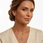 Conjunto de Colar e Brinco Coração Cravejado