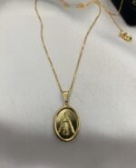 Colar Nossa Senhora Aparecida Folheado a ouro 18k. - Imagem 3