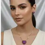 Conjunto colar e brinco de coração com zircônia roxa