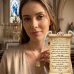 Colar com Medalha Sagrado Coração de Jesus.